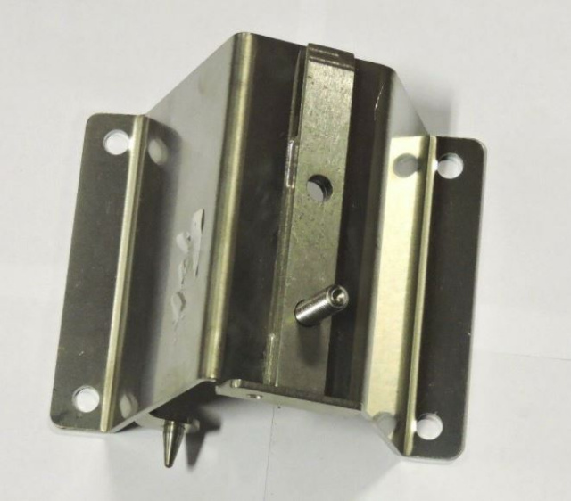 https://www.shoreparts.com/i/BERKEL%20SLICER/Berekl_Product_table_bracket.JPG